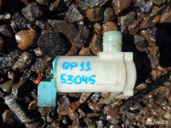 Мотор бачка омывателя задний Nissan Primera QP11