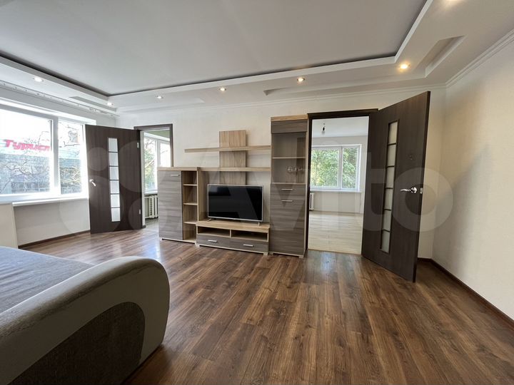 4-к. квартира, 62 м², 2/5 эт.