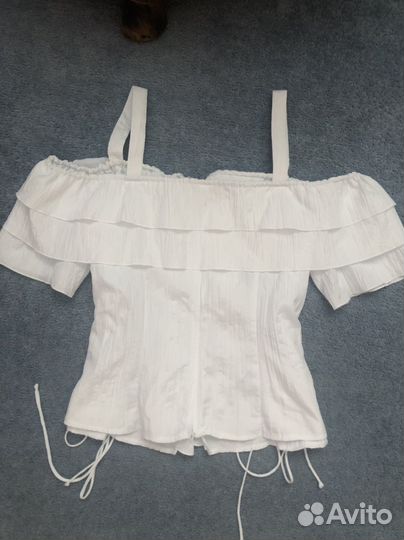 Блузка женская белая 42 44