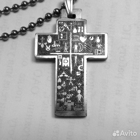 Крест титановый