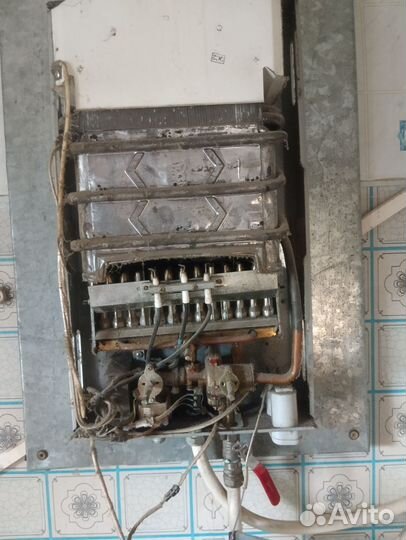 Газовый водонагреватель