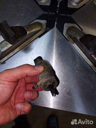 Volkswagen passat B6 моторчик стеклоомывателя