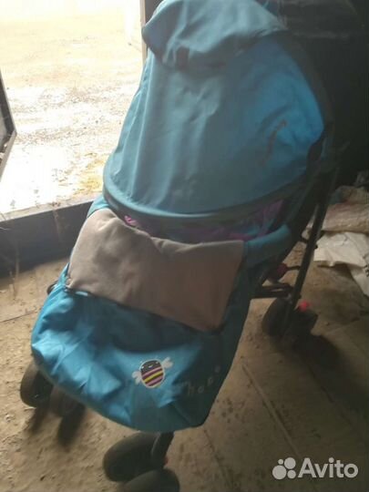 Прогулочная коляска трость