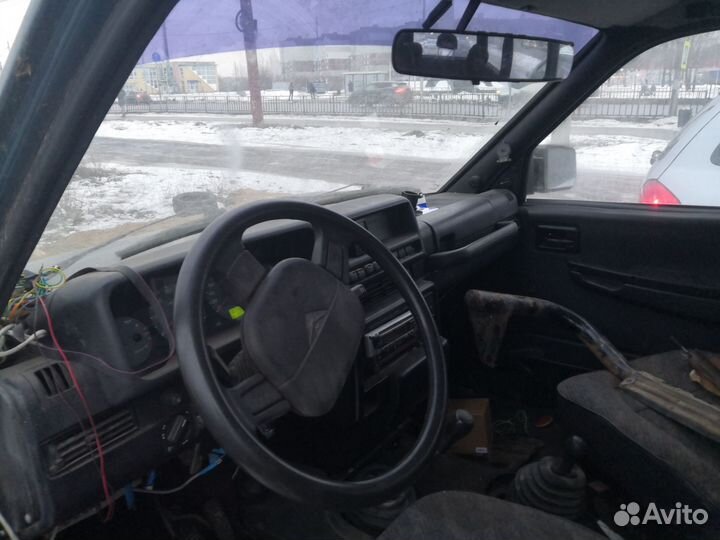 УАЗ Симбир 2.7 МТ, 2004, 110 000 км