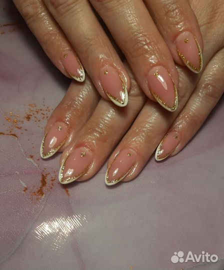 Наращивание ногтей