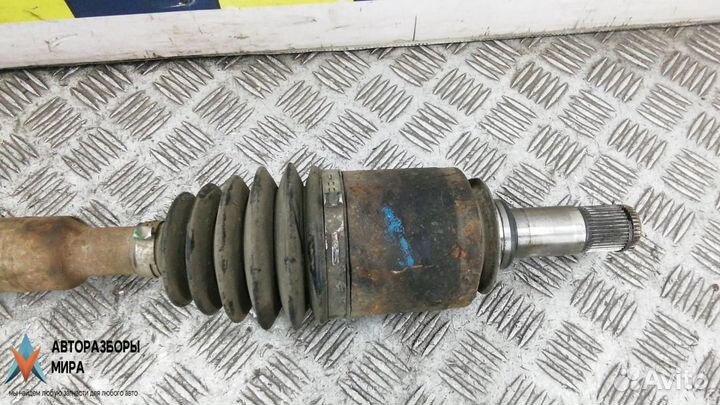 Полуось передняя правая (приводной вал, ШРУС)
