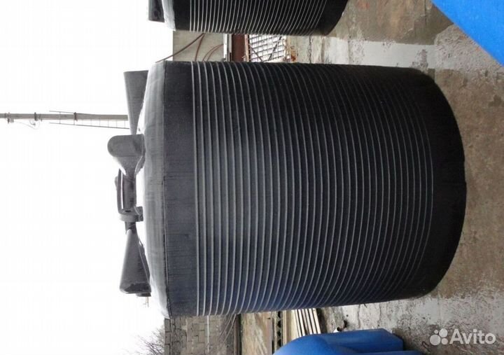 Пластиковая емкость на 10000 литров