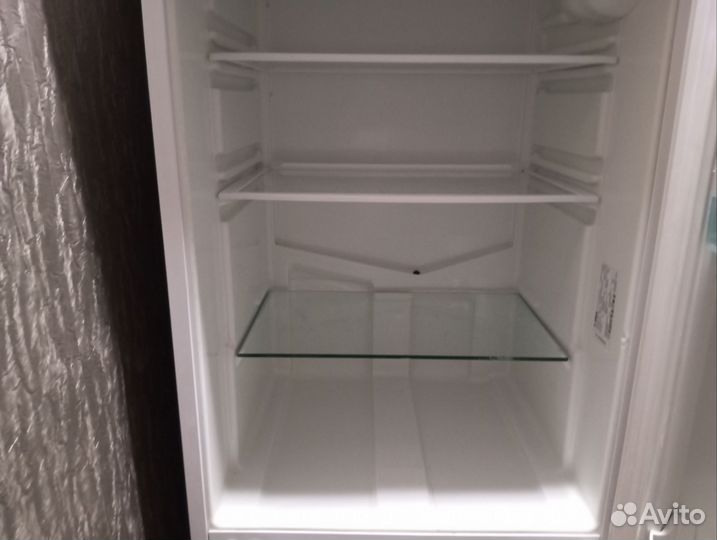 Холодильник бу stinol