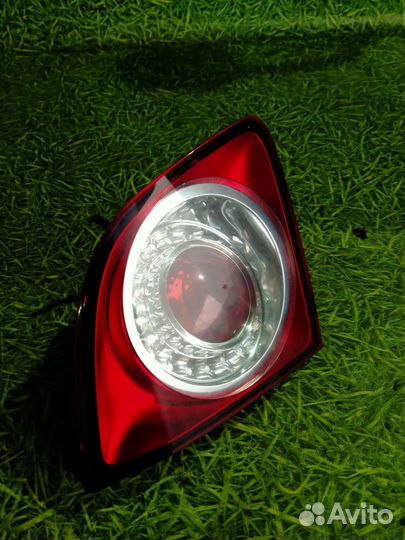 Фонарь задний внутренний левый VW golf plus 2009г