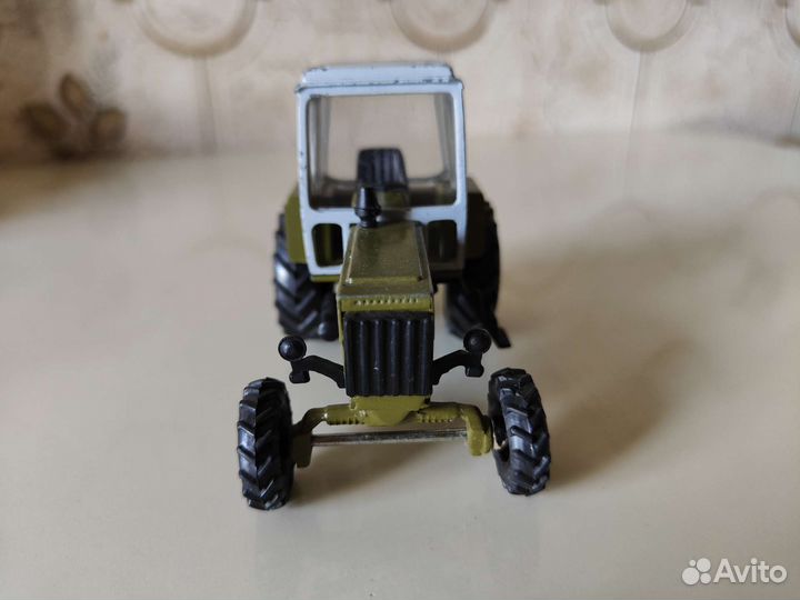 Модель трактора мтз-82 Беларусь СССР 1:43