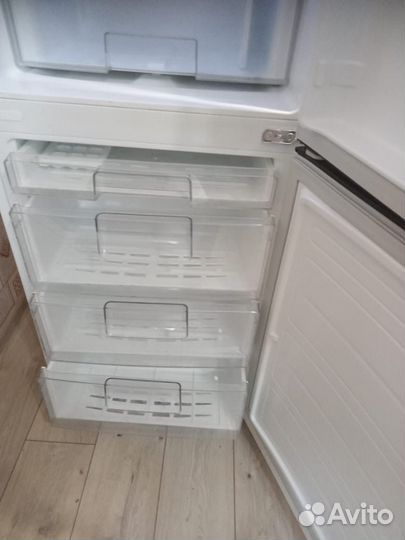 Холодильник бу lg