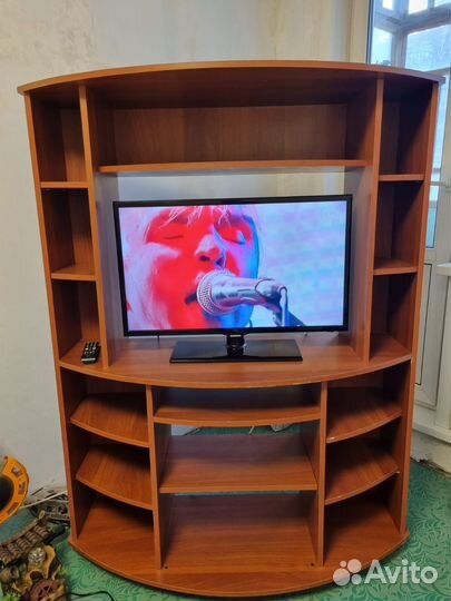 Тумба под телевизор
