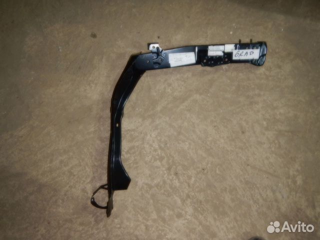 Суппорт фары правый Toyota Rav4 XA50