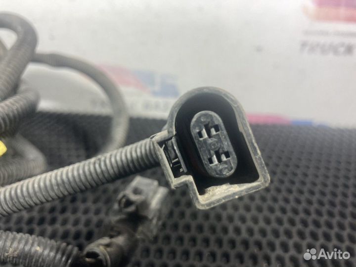 Проводка боковых габаритных огней Volvo FH