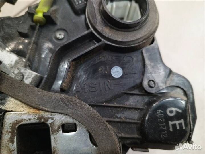 Замок двери передней правой Toyota Camry XV40 200