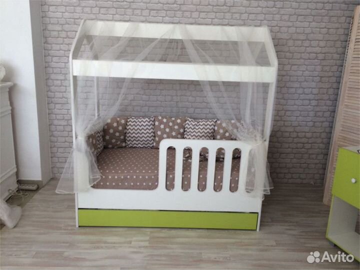 Детская кровать-домик