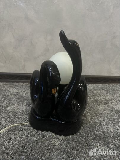 Настольная лампа 