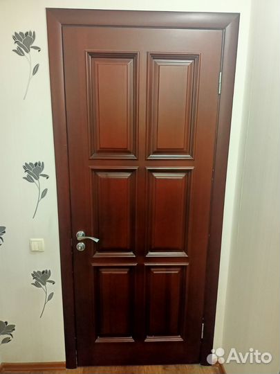 Дверь межкомнатная из массива