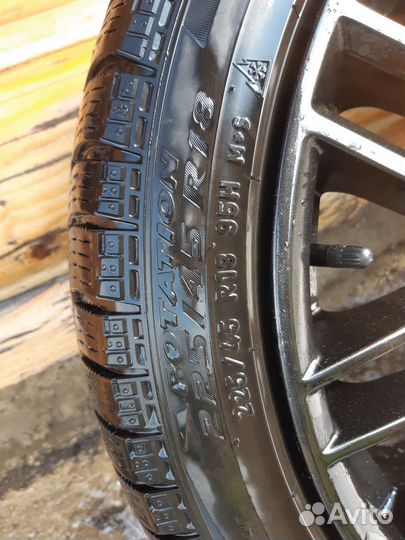 Pirelli Ice Zero 225/45 R18