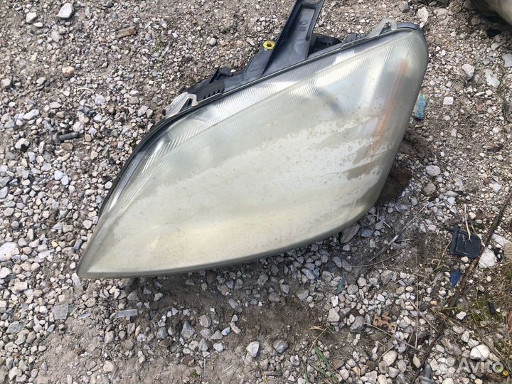 Фара передняя левая Ford C Max 2005