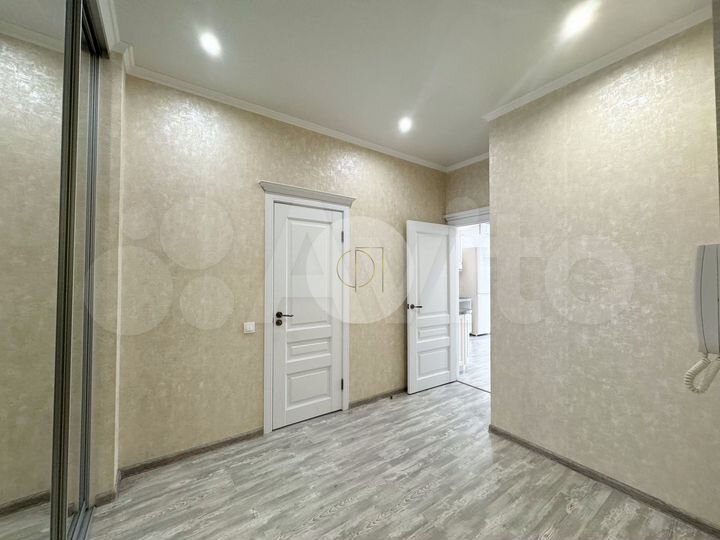 1-к. квартира, 52 м², 21/25 эт.