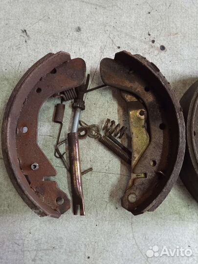 Механизм заднего тормоза Opel Vectra A Опель