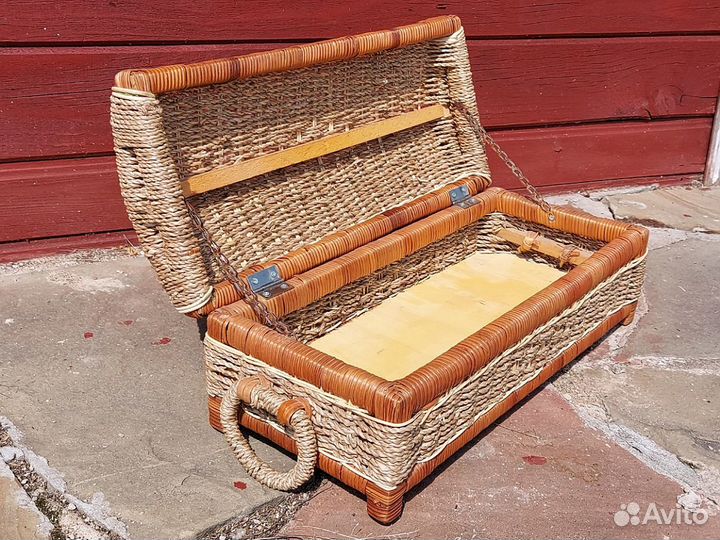 Ящик коробка корзина сундучок плетёный