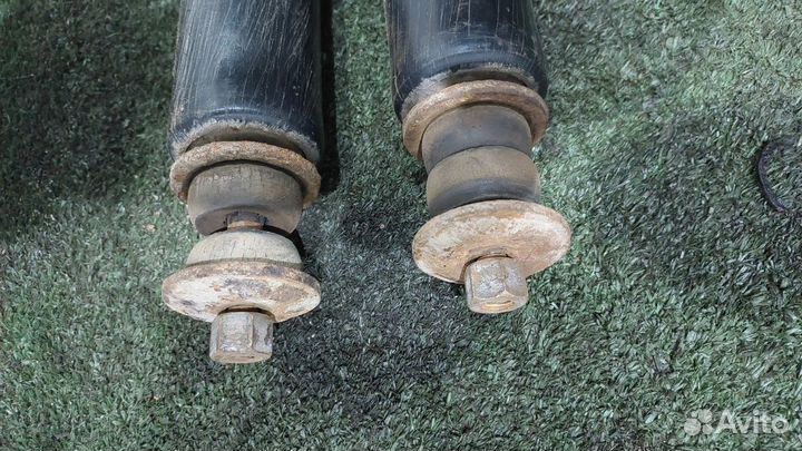 Амортизаторы передние Патриот 3163