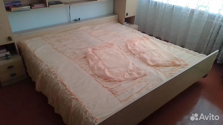 Покрывало на 2 х спальную кровать новое