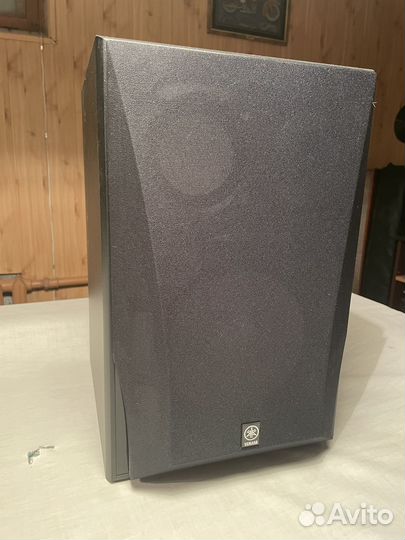 Акустические колонки yamaha