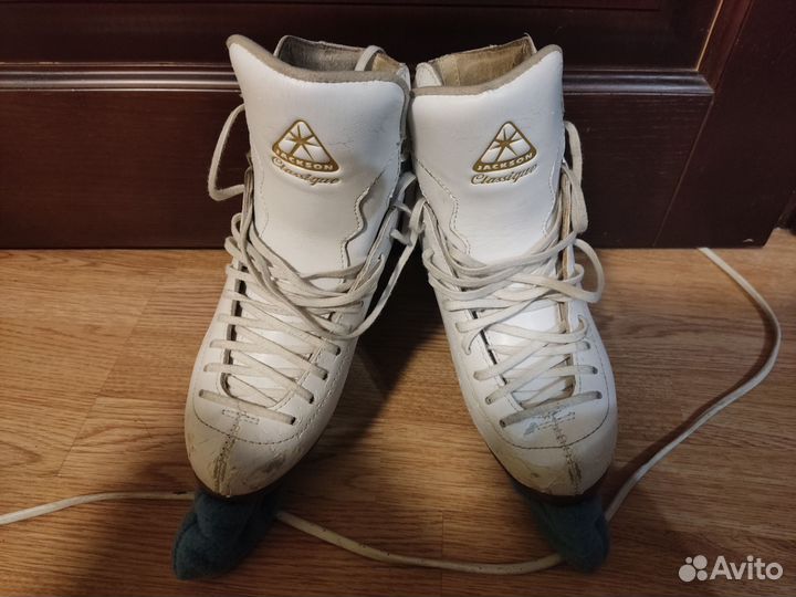 Фигурные коньки jackson 34