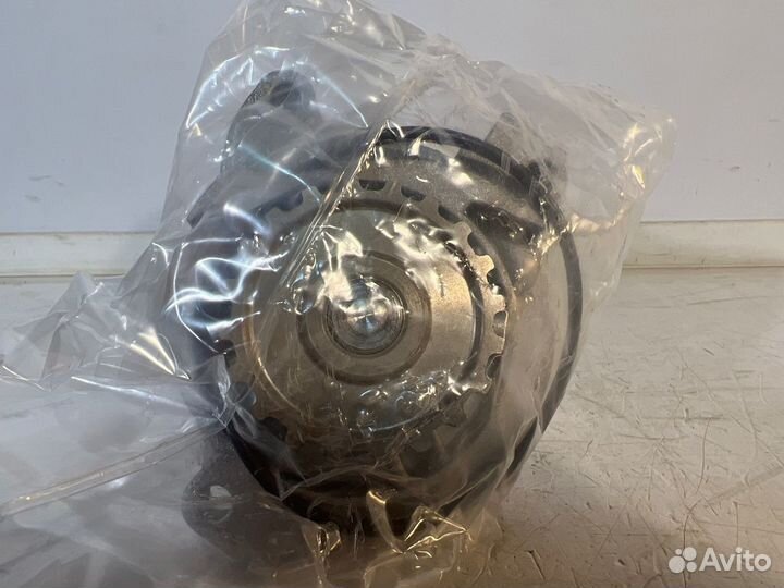 Насос системы охлаждения новый Audi 100 Diezel