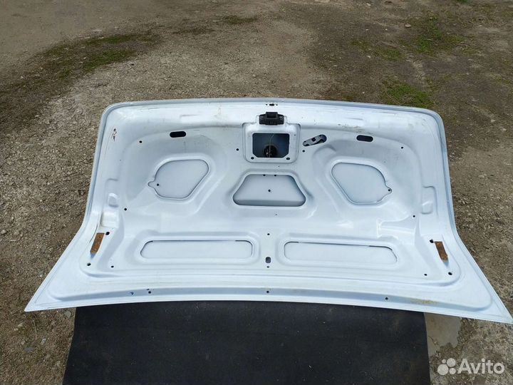 Крышка багажника renault logan 1