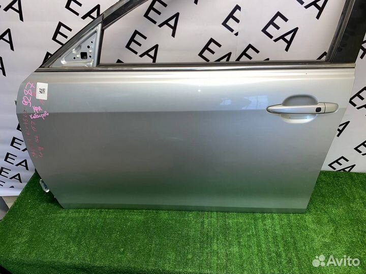 Передняя левая дверь Toyota Camry 40