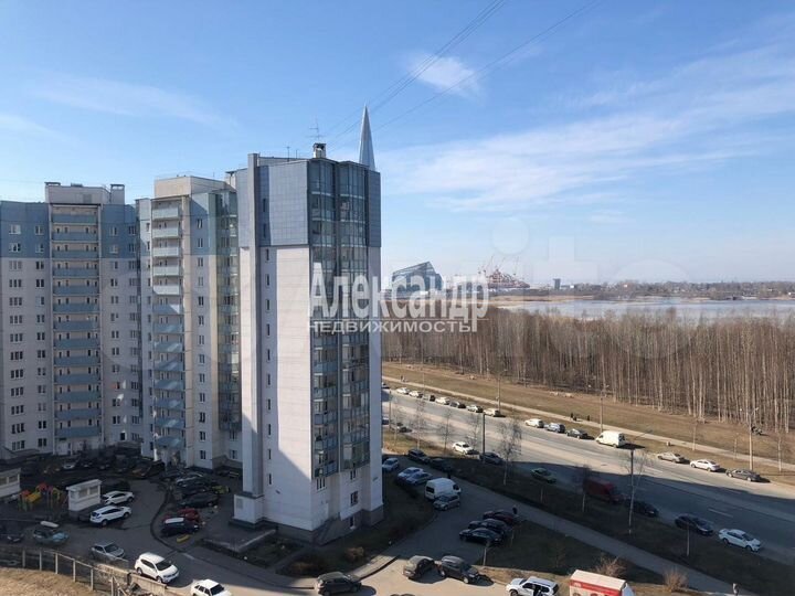 3-к. квартира, 76 м², 10/13 эт.