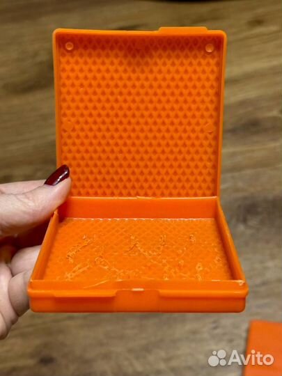 Пустая коробка от аптечки