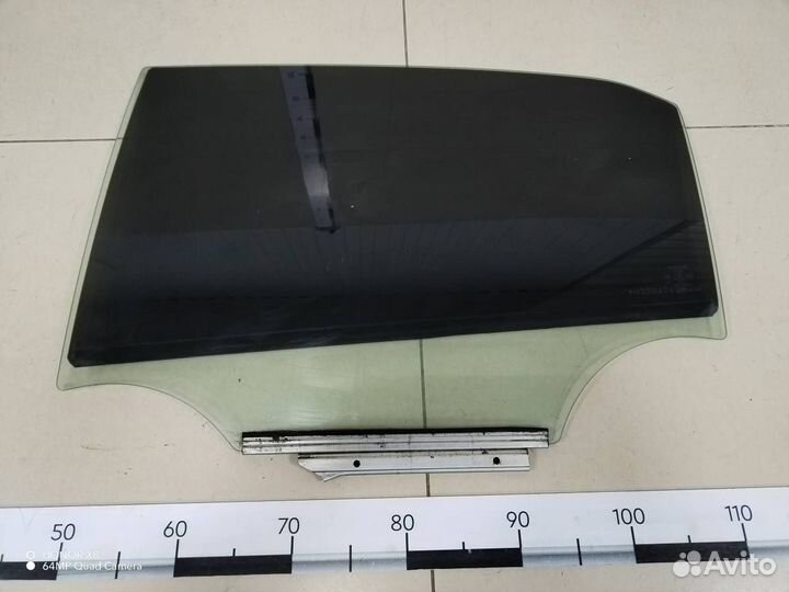 Стекло двери задней левой Toyota Corolla E150 2006