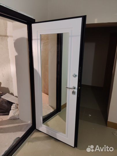 Дверь входная