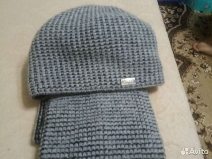 Комплект шапка и снуд зимний
