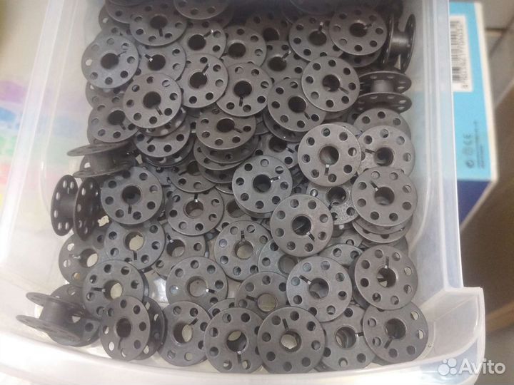 Шпульки для бытовых и промышленных швейных машин