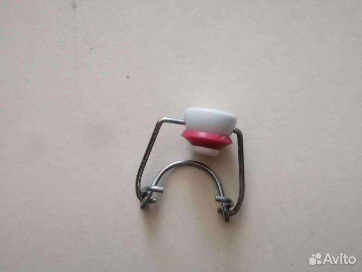 Бугельная пробка