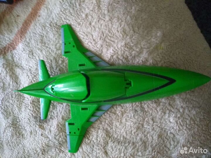 Самолётик Ben 10