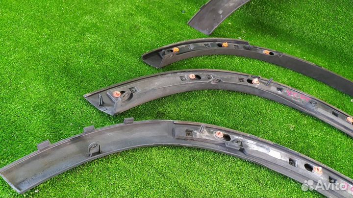 Фендеры Комплектом 4шт Volvo Xc90 B5254T2 2006