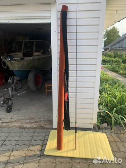 Кастинговый спиннинг Япония