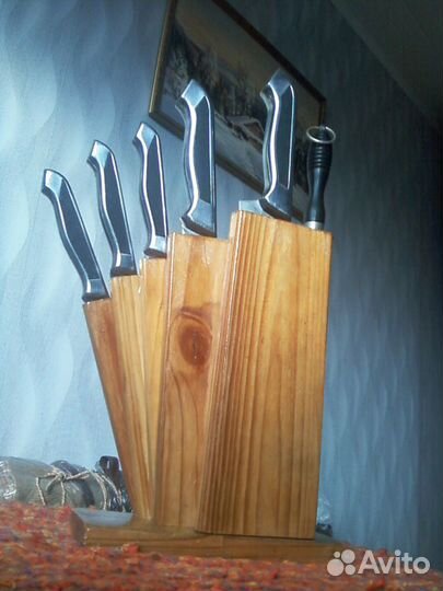 Продаю набор ножей на подставке