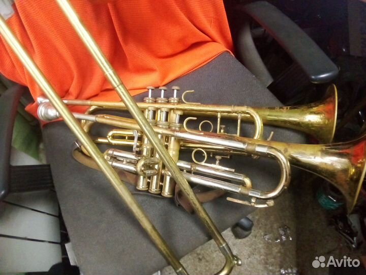 Духовой инструмент для антуража