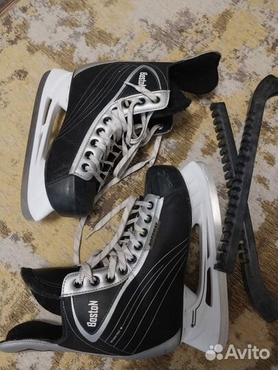 Коньки фигурные 38 размер
