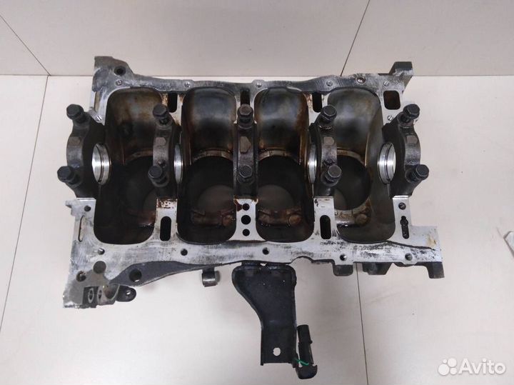 Б/У Блок двигателя 1050A753, 1050A831 mitsubishi