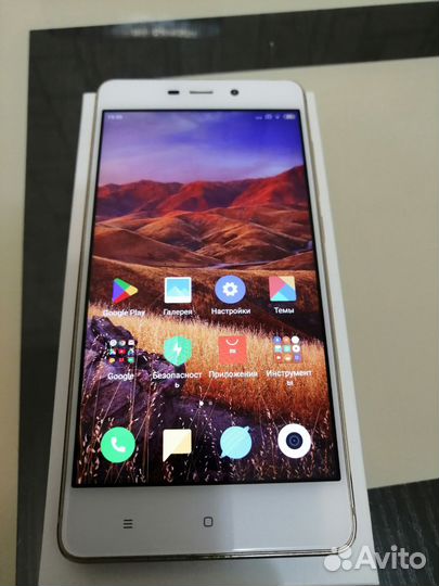 Xiaomi Redmi 4 PRO, 3/32 ГБ