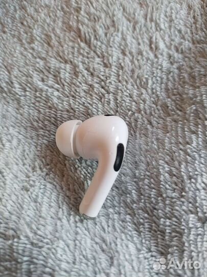 Левый наушник AirPods Pro 2 бу